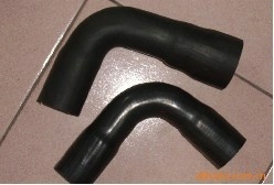 出口汽車水管、支架及防塵套 河北永康過濾器科技的專業橡膠解決方案